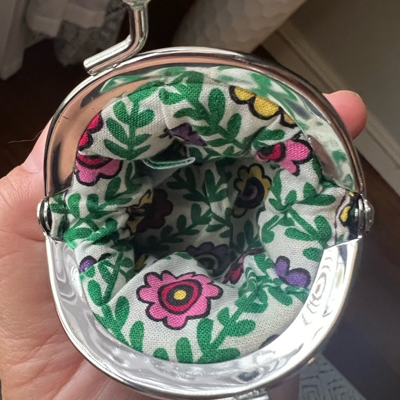 Vera Bradley MINI Kisslock Coin Purse - Picture 10 of 10